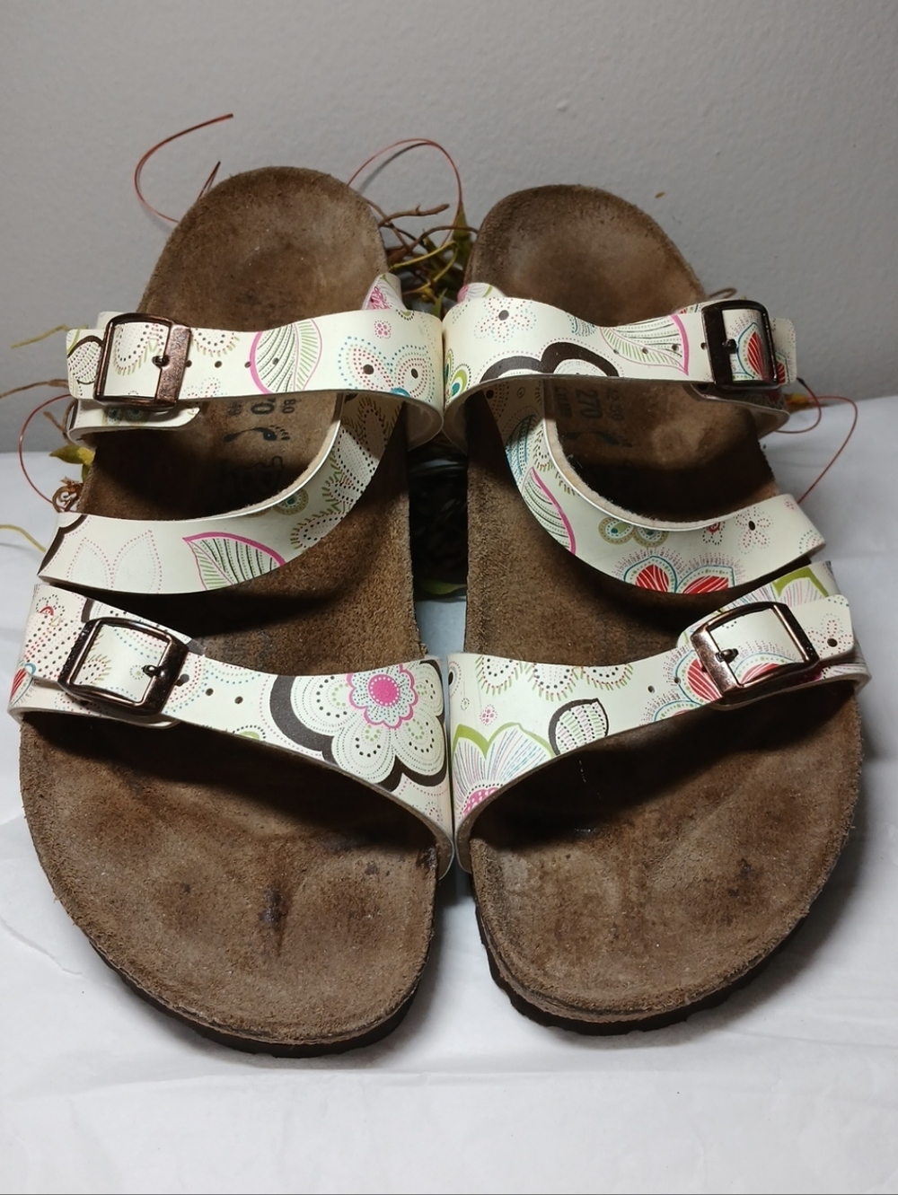 Birkenstock Birkis Women’s Triple-Strap Floral Sandals - Cream Size EU 42 GUC